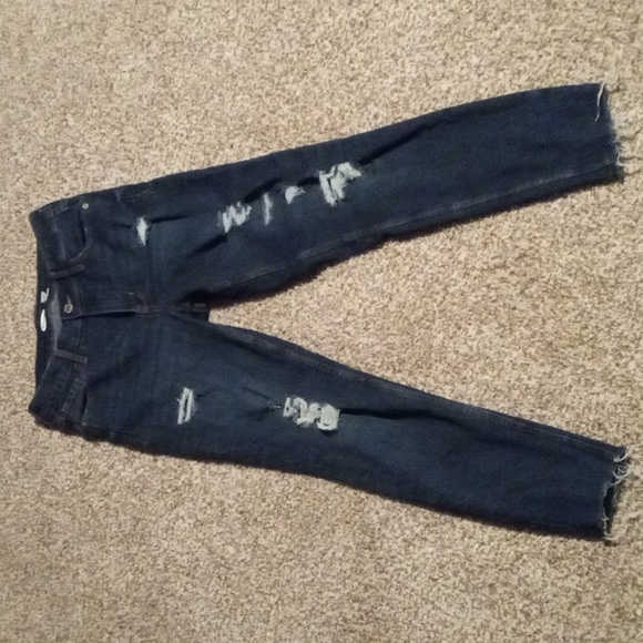 Old Navy Rockstar jeans - Picture 6 of 6